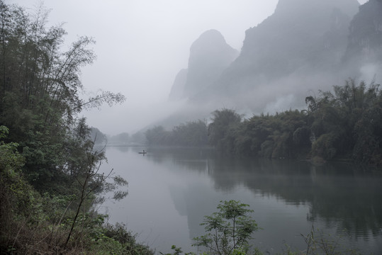 烟雨自然山水风景