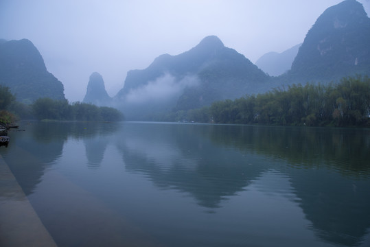 烟雨自然山水风景