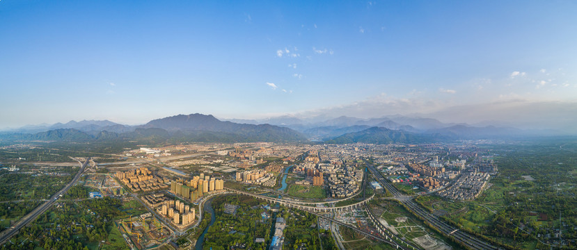 都江堰城市全景图