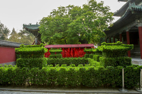 隆兴寺