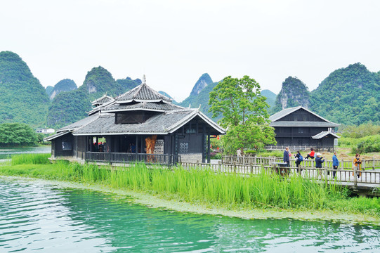 桂林燕子湖侗寨