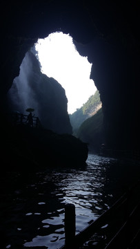 桂林山水石洞
