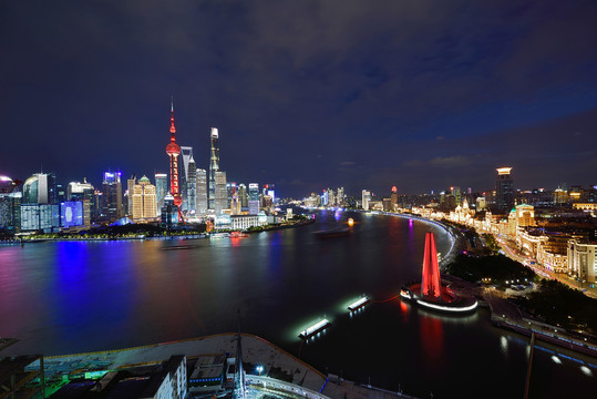 上海外滩黄浦江城市建筑风光夜景