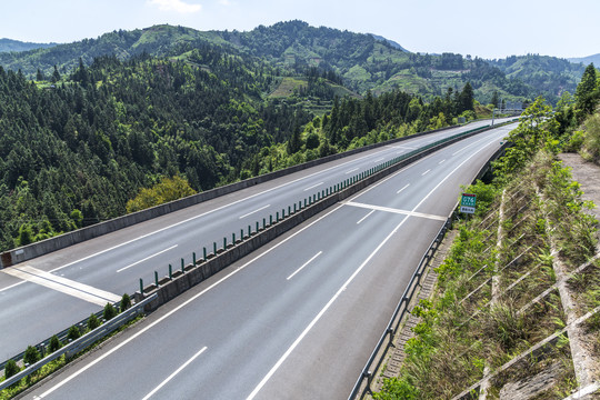 高速公路