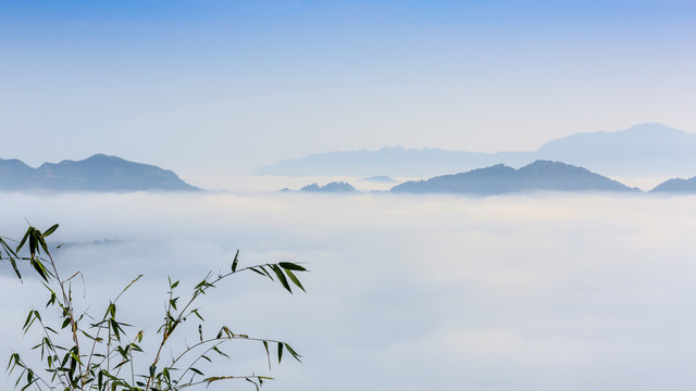 云海云雾水墨群山