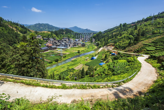 山村风光