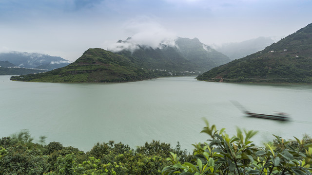 金沙江向家坝水电站库区风光