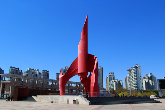秦皇岛人民广场雕塑