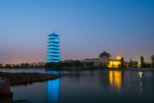 扬州大运河博物馆夜景