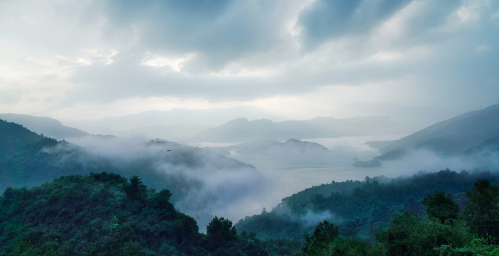 水墨山水