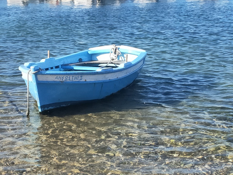 地中海希腊海边小船
