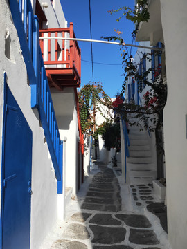 希腊地中海蓝白建筑小巷
