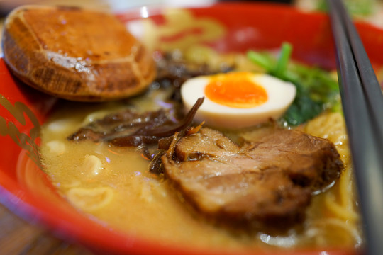 日式料理豚骨拉面特写