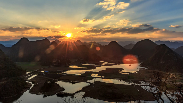 大美云南普者黑文山旅游