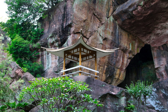 莲花山