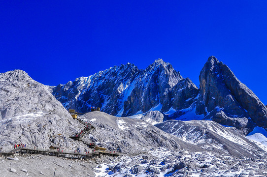 云南哈巴雪山