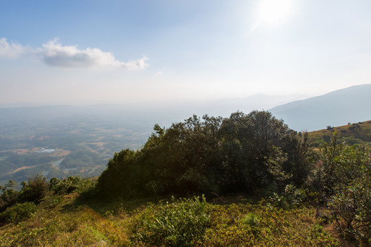 防城港望州顶群山风光