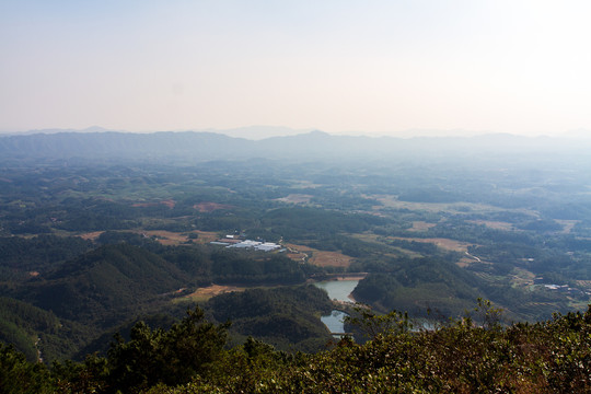 防城港望州顶群山风光