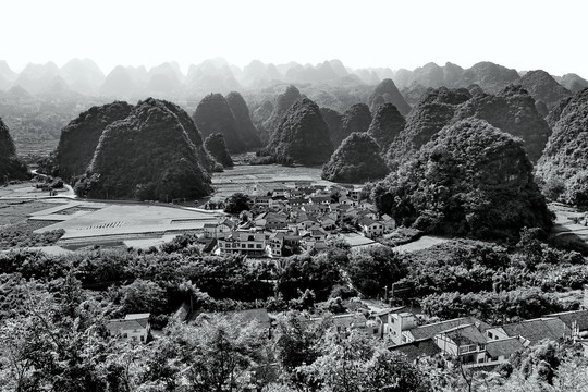 水墨万峰林