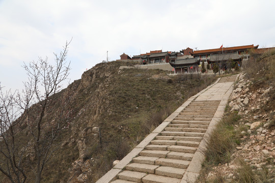 繁峙县仰头山普照寺