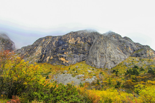 贡嘎山