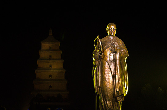 西安大雁塔雄伟夜景