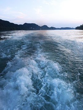 江河湖泊美景