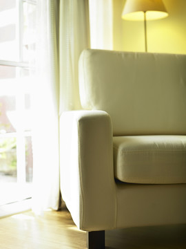 客厅舒适米色纺织沙发