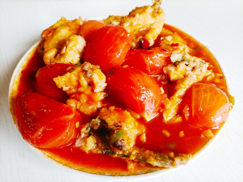 红烧鱼炒番茄