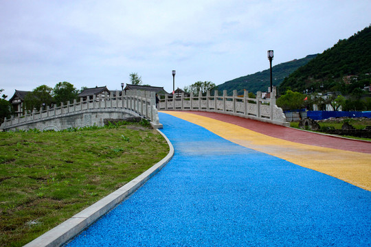 彩虹公园道路