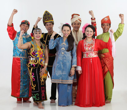 马来西亚人，传统服装，举臂