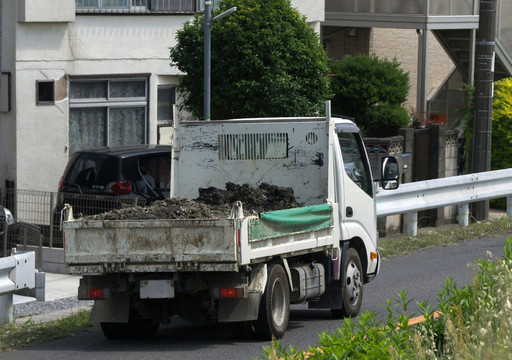 中型翻斗车