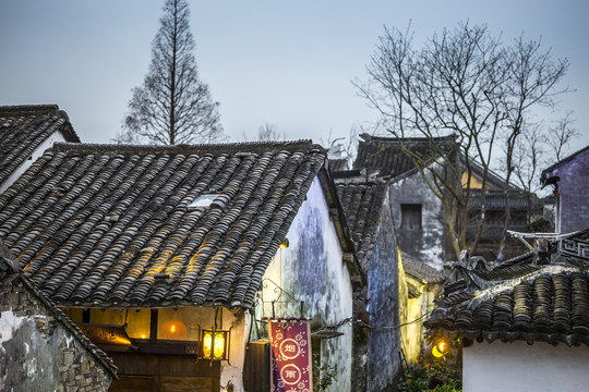 江苏周庄古镇夜景风光