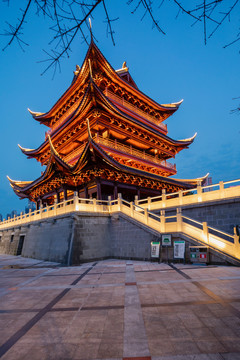 宜宾长江地标广场夹镜楼夜景