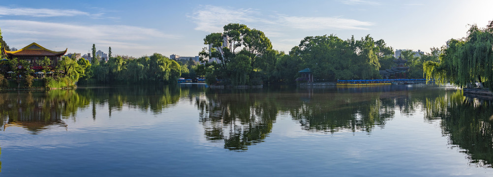 昆明翠湖全景图