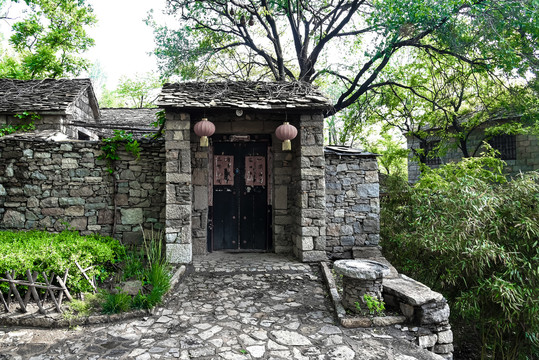 山村庭院