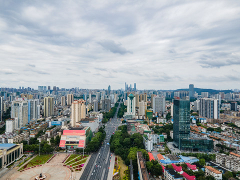 航拍南宁城市风光