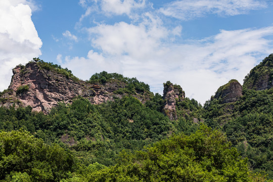 新昌穿岩十九峰