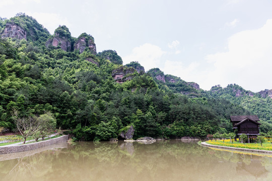 新昌穿岩十九峰