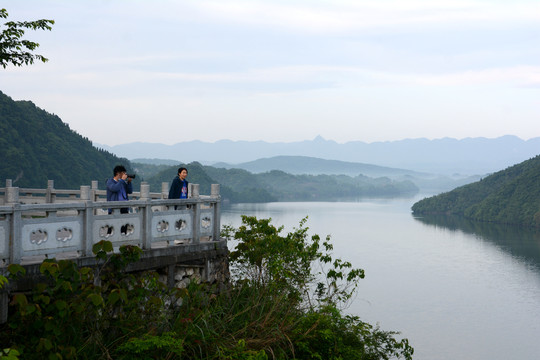 清江风光