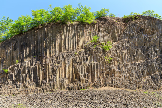 火山口玄武岩柱状节理