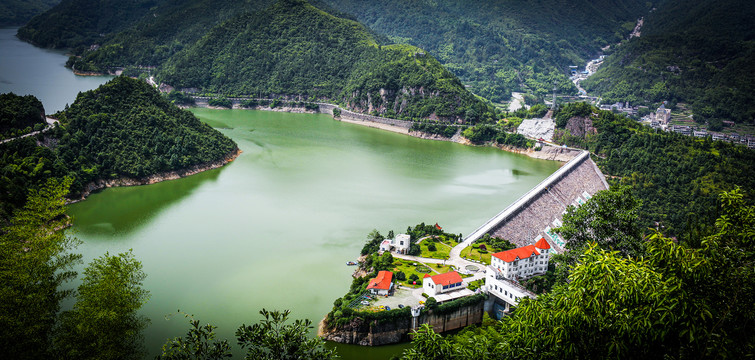 温州瓯海泽雅湖水库全景