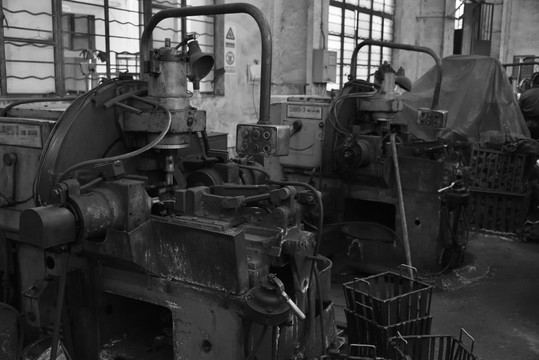 工厂老机器