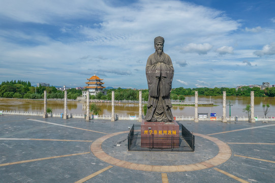 周郭颐广场