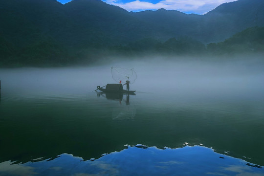 湖南小东江晨曲