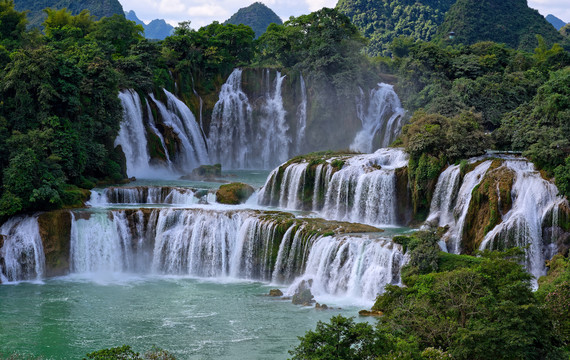 瀑布风景