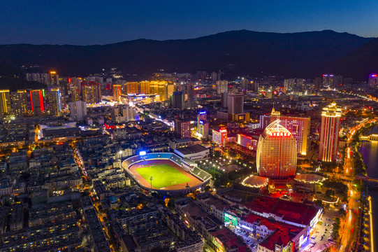 航拍云南大理市区夜景风光