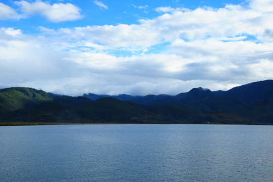 泸沽湖