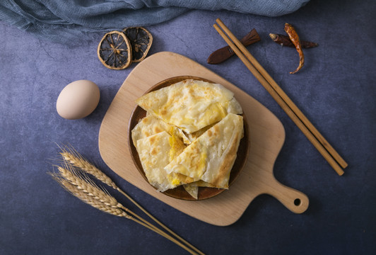 中国特色传统小吃鸡蛋灌饼