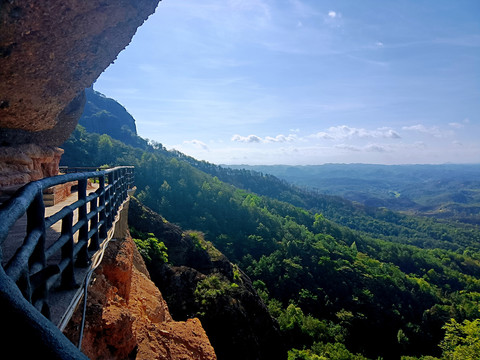 峡谷风景照